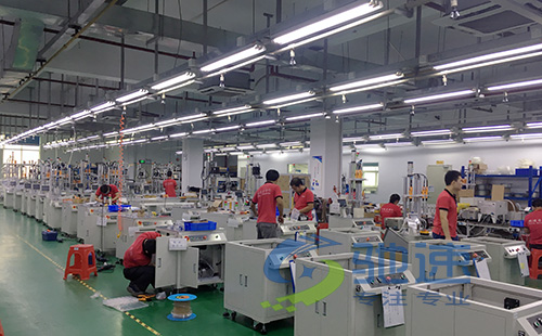 自動鎖螺絲設(shè)備